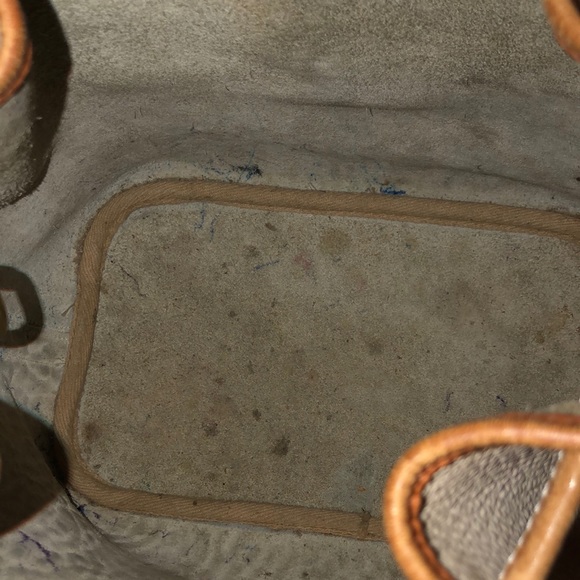 Dooney & Bourke AWL Vintage Bags - Picture 5 of 8